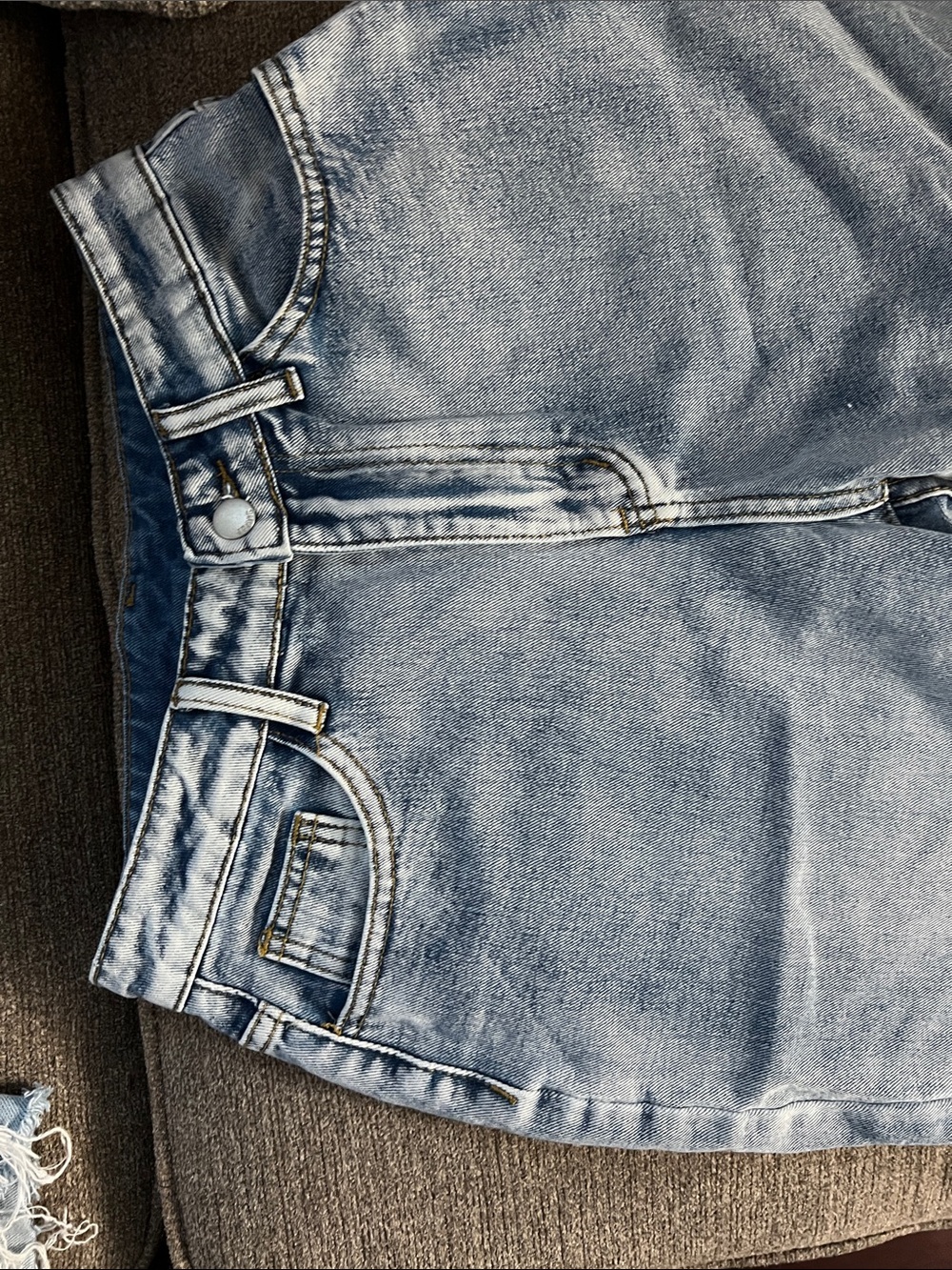 Classic Light Blue Denim Men's Shorts - Picture 2 of 5